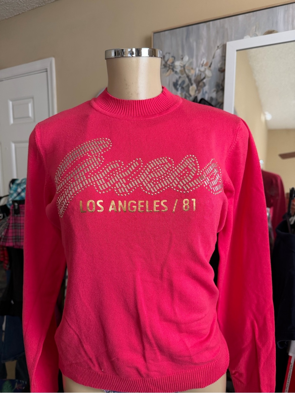 GUESS Pink Embellished Logo Sweater Size XL - Los Angeles / 81